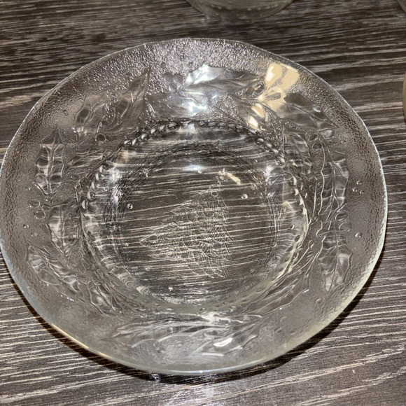 ARCOROC Embossed Glass‎ HOLLY TREE Christmas Set of 5 SOUP / CEREAL BOWLS 6.5" - Picture 2 of 5